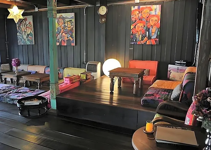 Loy La Long 酒店
